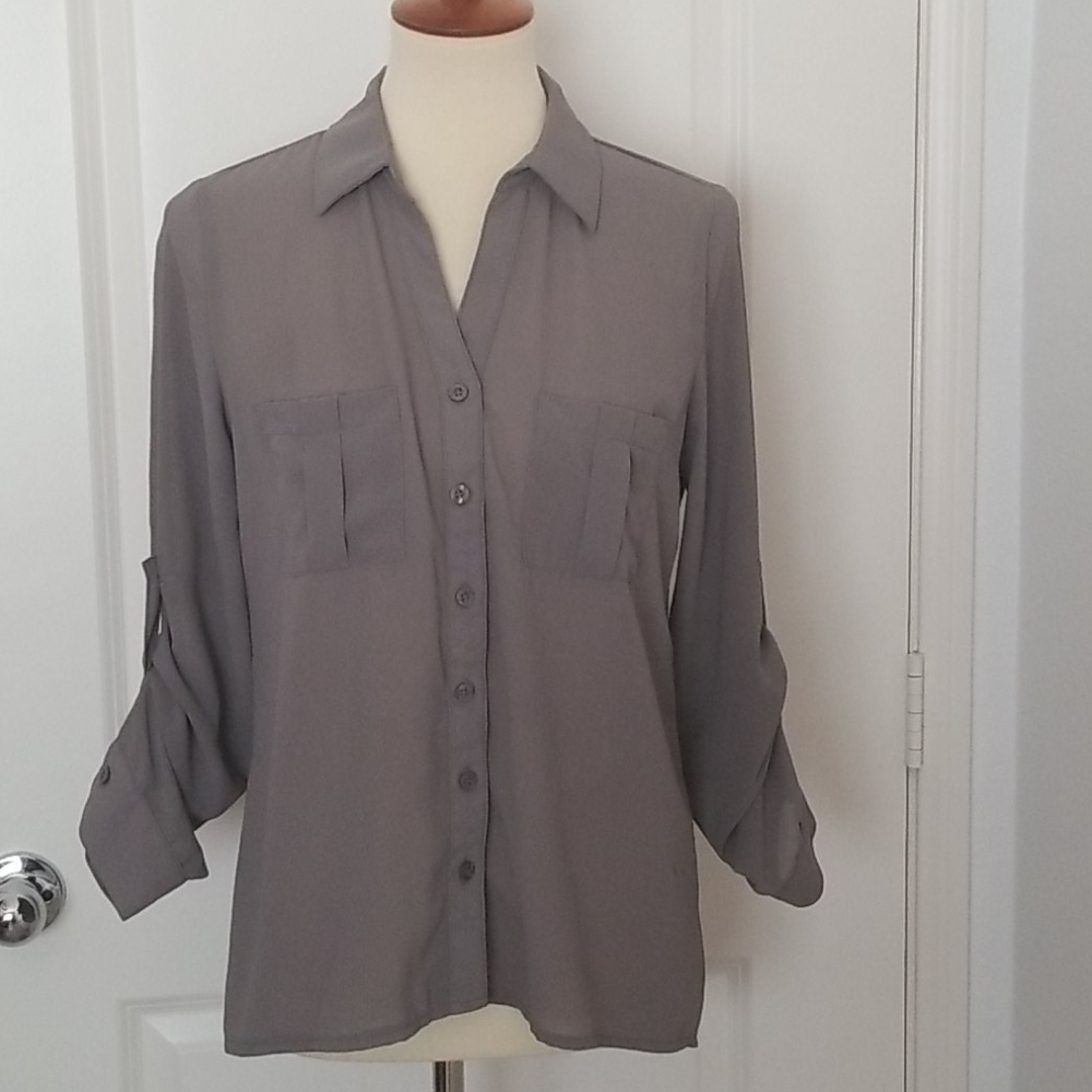 The Arte by Zenana long sleeve button down blouse